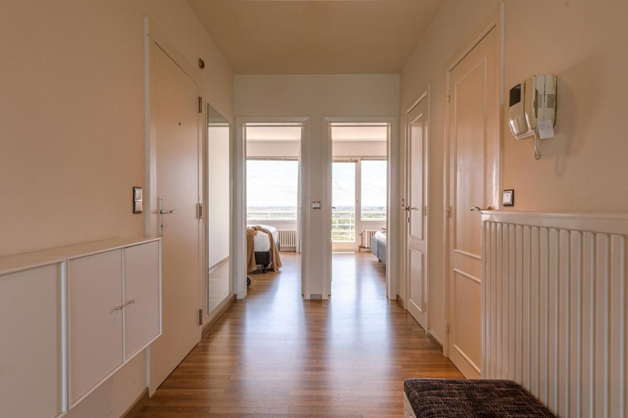 Excellent Southern Furnished Apartment With Beautiful Sea View Nieuwpoort Eksteriør billede